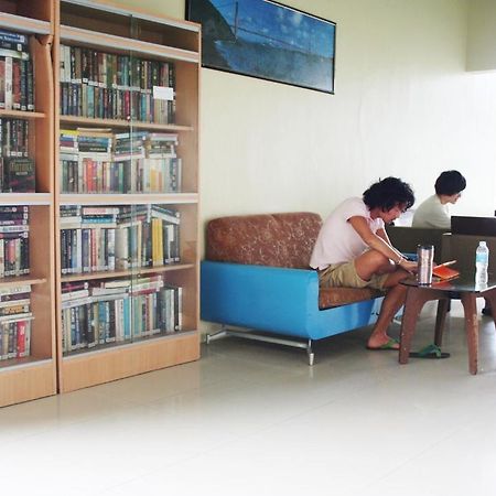 Cleverlearn Residences Мактан Екстериор снимка